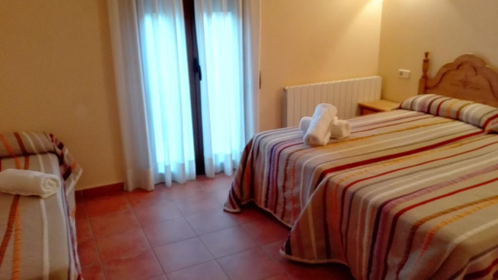 Hostal La Vega Peralejos Buitenkant foto
