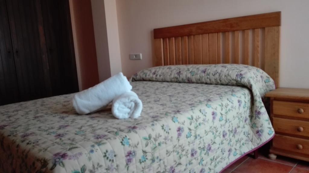 Hostal La Vega Peralejos Buitenkant foto