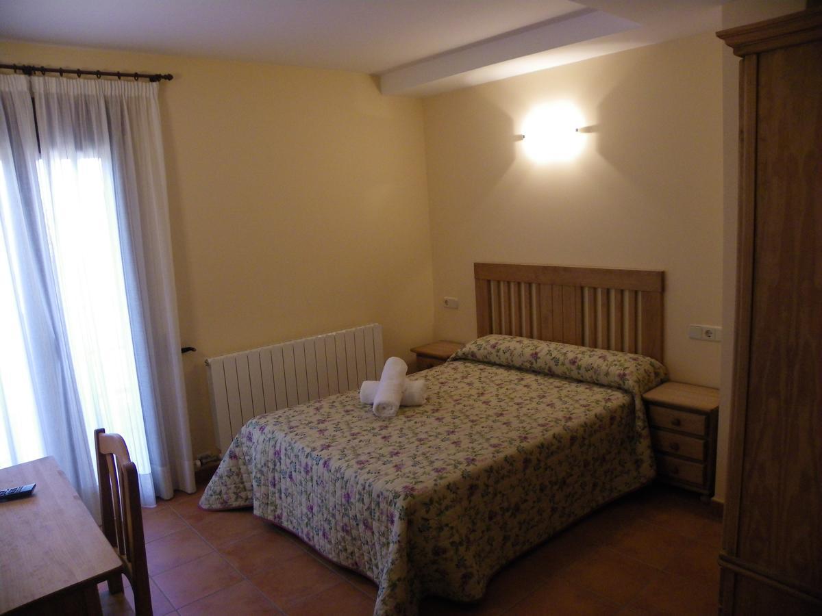 Hostal La Vega Peralejos Buitenkant foto